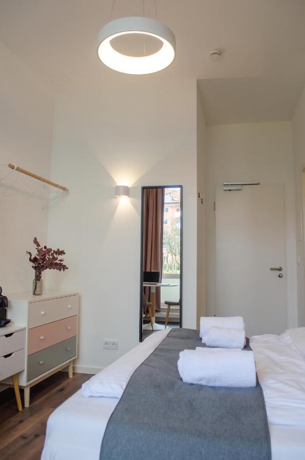 Homely Stay Studio 8 - Relaxed Self-Check-In Room In München Buitenkant foto